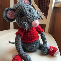 Sneakers the Mouse - Project by Sharon