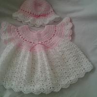 Beautiful angel top and frilled hat - Project by Catherine 