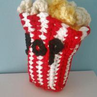 Crochet Popcorn Bucket - Project by CharleeAnn