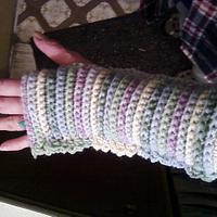 Fingerless gloves - Project by mittenlivin55