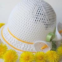 Summer baby hat with flower koala