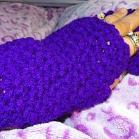 Purple Hat and Fingerless Gloves - Project by Kristi