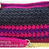 Cluster stitch purse - Project by Farida Cahyaning Ati