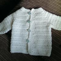 baby cardigan - Project by maggie craig