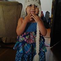 Elsa hat modeled by my daughter:)