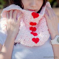 sweetheart fluffy cowl - Project by jane