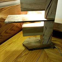 Pallet wood lamp