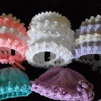 Total Frills Hat - Project by mobilecrafts
