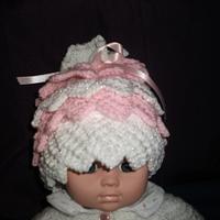 Frilled Hat - Project by mobilecrafts