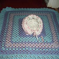 blanket and hat - Project by mobilecrafts