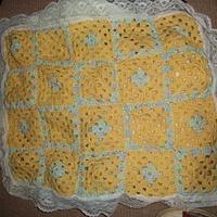 Crochet Blanket - Project by mobilecrafts