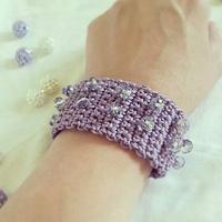 purple gem beaded bracelet