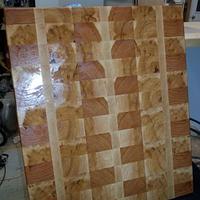 endgrain cutting board - Project by woodchuck