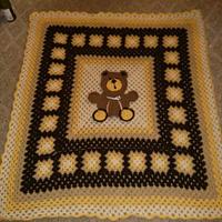 Teddy Bear Baby Blanket - Project by Cindy Amador