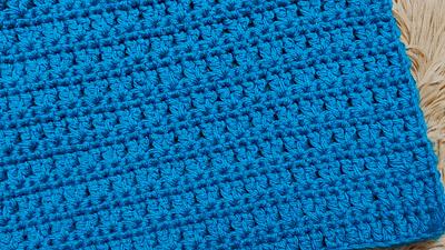 Crochet Blanket With Easy Stitch Pattern - Project by rajiscrafthobby