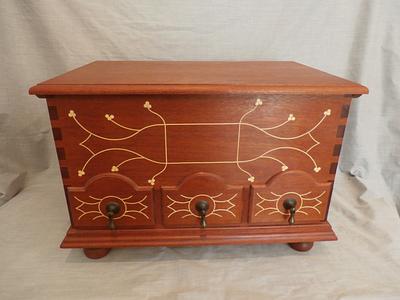 Hannah's Chest - Project by 987Ron