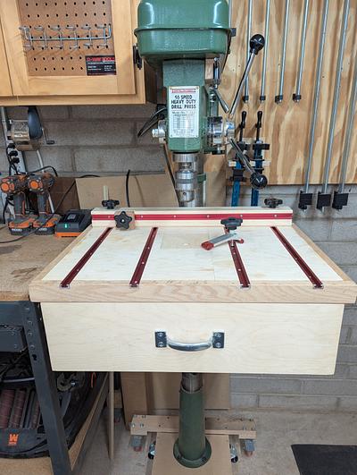 Drill Press Table with storage  - Project by Jeffski1
