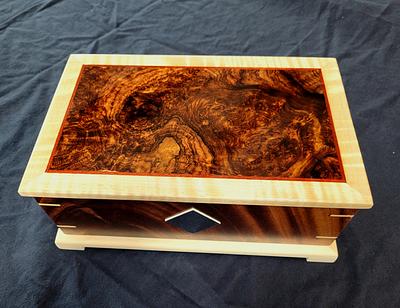 Burl top box - Project by Tim0001