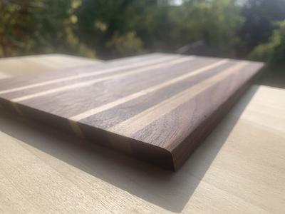 Hardwood cutting board - Project by Kayden