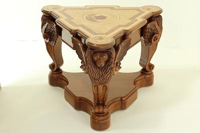 Griffin End Table - Project by Dennis Zongker 