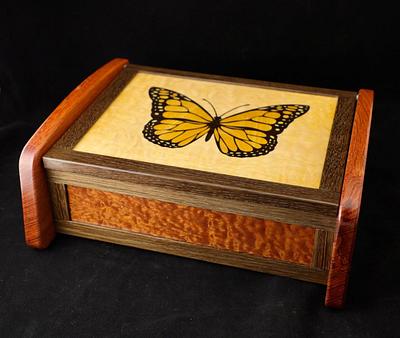 The Monarch Butterfly Box - Project by SplinterGroup