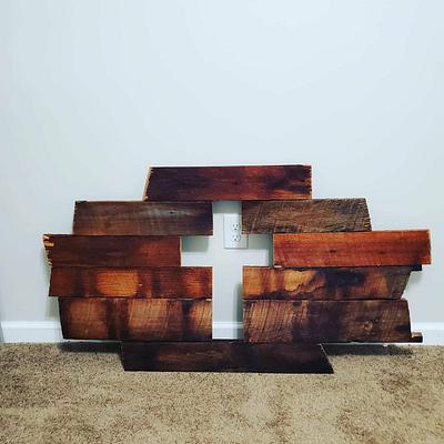 Barnwood cross - Project by Hilltop woodworking 
