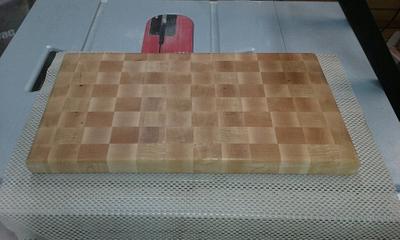 End Grain Cutting Board - Project by Dark_Lightning