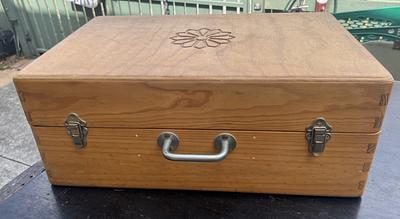 The Mike Marvel Milescraft Box - Project by RobsCastle