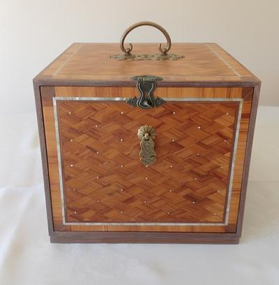 Chabako - Japanese Tea Ceremony chest - Project by Madburg