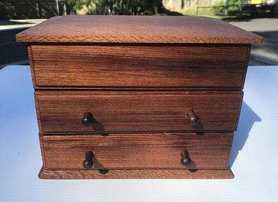 Tasmanian Blackwood and Silky Oak Jewelery Box - Project by RobsCastle