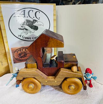 I put up an offcuts challenge on the Australian Woodwork Forum offering two toy books as the prize! - Project by crowie