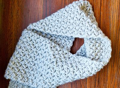 Frosty Winter Crochet Scarf with Bean Stitch - Project by rajiscrafthobby