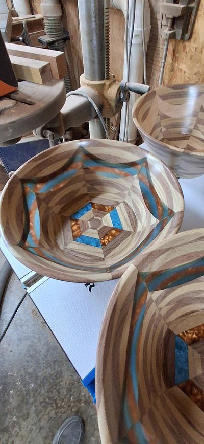 I re-invented the wheel in the shape of a bowl - Project by Recycle 1943