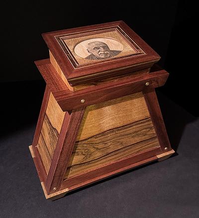 Urn - Project by awsum55