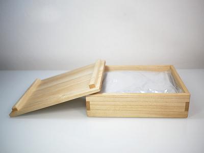 A Box for Gift - Project by YRTi