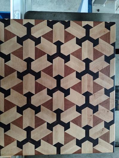 Cutting Board End Grain Scaffold Pattern - Project by Peter Jones 