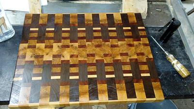 End grain cutting board. - Project by Corelz125