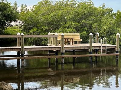 Dock bench seating - Project by Gary G