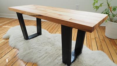 Reclaimed Wood Bench - Project by Marie from DIY Montreal
