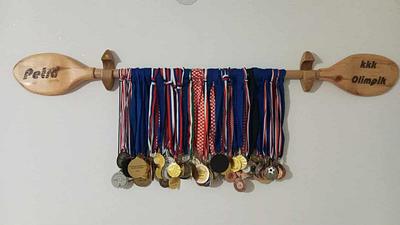 OAR - MEDALS HANGER - Project by majuvla