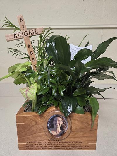 Memorial Planter - Project by Jim Jakosh