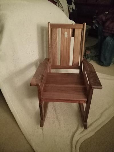 Child rocking chair  - Project by Doug Scott, Time to Woodwork