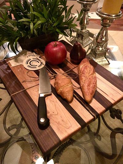 Colossal Cutting Board - Project by DoubleC