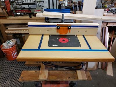 Portable Router Table 2.0 - Project by Super Joe