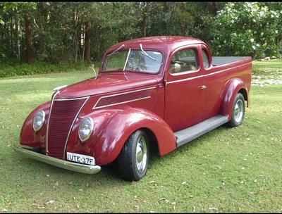 1937 Aussie Ford Ute Replica Model in timber “scratch built”  - A gift for an old friend! - Project by crowie