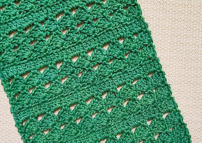 Spring Green Space Easy Crochet Table Runner - Project by rajiscrafthobby