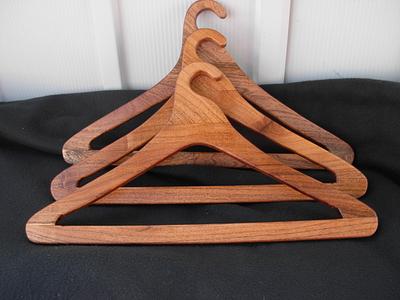 Mesquite hangers - Project by Jim Jakosh