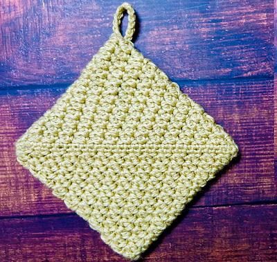 How To Crochet A Easy Textured Double Thick Potholder - Project by rajiscrafthobby