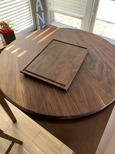 Walnut Lazy Susan and cutting board - Project by Ethan 