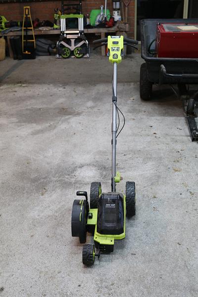 Ryobi 36V Cordless Edger - review review by LIttleBlackDuck